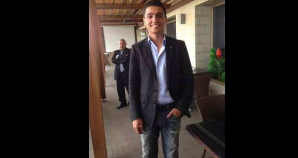 محمد عساف يشعل مواقع التواصل بصورة جديدة له من رام الله وألبومه قنبلة الموسم يصدر الأربعاء! 2 Music Nation - Mohammed Assaf - Latest - News (1)