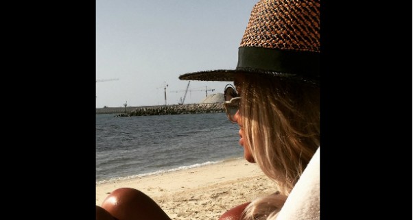 Music Nation  - Maya Diab - Tanning -  Beach (5)