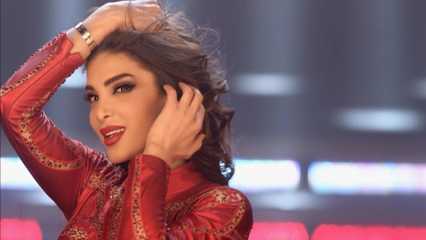 Music Nation - Dina Hayek - Releases Clip -  Hatetak b Rassi (4)