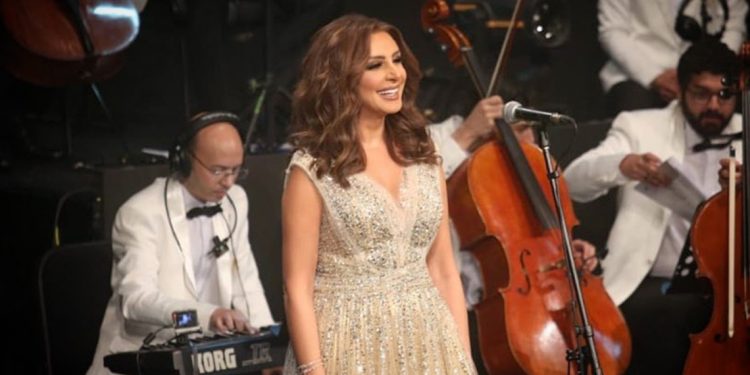 أنغام تتألق بحفلها في عيد الحب بدار الأوبرا المصرية 1 أنغام تتألق بحفلها في عيد الحب بدار الأوبرا المصرية