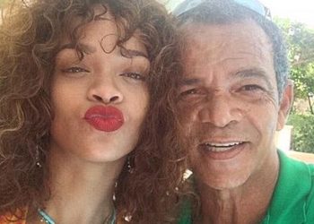 اصابة والد النجمة العالمية Rihanna بفيروس كورونا، وهذا ما فعلته لإنقاذه!