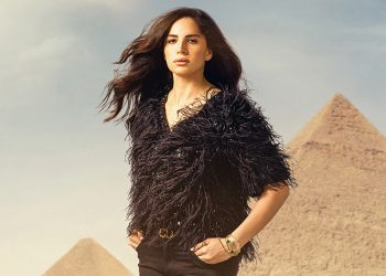 أمال ماهر في حفل مباشر من أمام الإهرامات على “شاهد VIP” و MBC مصر