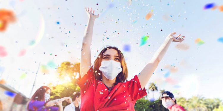 في زمن الوباء.. هذه أهم النصائح أثناء الزيارات والحفلات 1 في زمن الوباء.. هذه أهم النصائح أثناء الزيارات والحفلات