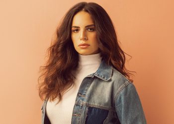 يوتيوب يحذف قناة آمال ماهر وأغنياتها