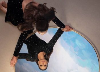 إليسا أول نجمة عربيّة تحصل على “إيموجي” خاص بها على تويتر