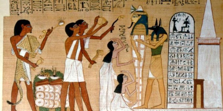 غوغل تطلق أداة لفك رموز اللغة الهيروغليفية