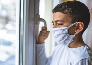 دراسة تكشف كيف يؤثّر فيروس كورونا على الأطفال