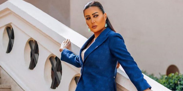 بالفيديو - لطيفة تصدر جديدها "خليني" 1 بالفيديو – لطيفة تصدر جديدها “خليني”