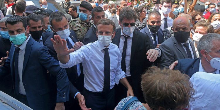 الرئيس الفرنسي إيمانويل ماكرون بالعربية: بحبك يا لبنان 1 الرئيس الفرنسي إيمانويل ماكرون بالعربية: بحبك يا لبنان