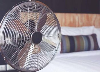 مشاكل صحية تتعرض لها جراء استخدام المروحة في المنزل