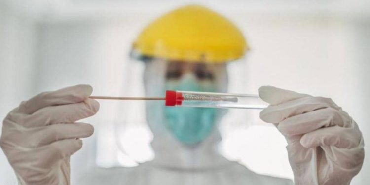 بريطانيا تعلن عن "فحص الـ20 دقيقة" للكشف عن كورونا 1 بريطانيا تعلن عن “فحص الـ20 دقيقة” للكشف عن كورونا