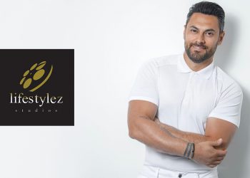 هادي أسود ولايف ستايلز ستوديوز في عمل فني