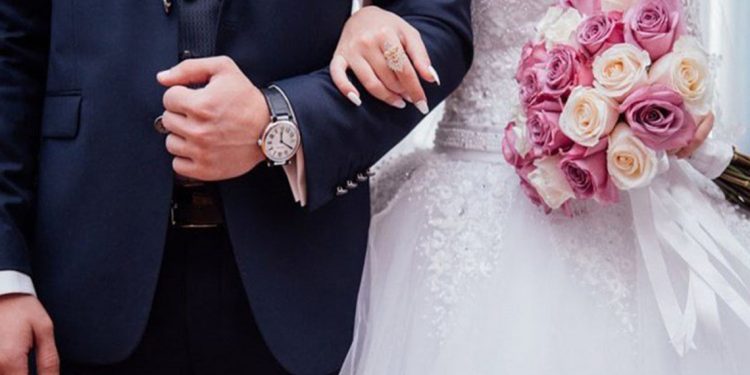 بعد حفل زفاف... وفاة أسرة مصرية كاملة بسبب كورونا 1 بعد حفل زفاف… وفاة أسرة مصرية كاملة بسبب كورونا