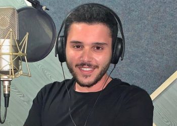 الوليد الحلاني يطرح فيديو كليب اغنيته الجديدة “قالتلي”