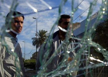 تشققات زجاج السيارة.. اختراع من “أبل” ينهي مشكلة الملايين