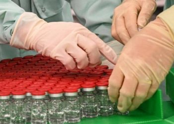 شركة فايزر تعلن عن عقبة جديدة أمام لقاحها المنتظر بعد مرحلة الإنتاج