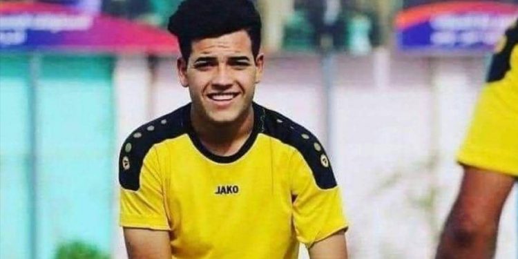 وفاة لاعب عراقي بعد سقوط مفاجئ على أرض الملعب أثناء مباراة كرة قدم