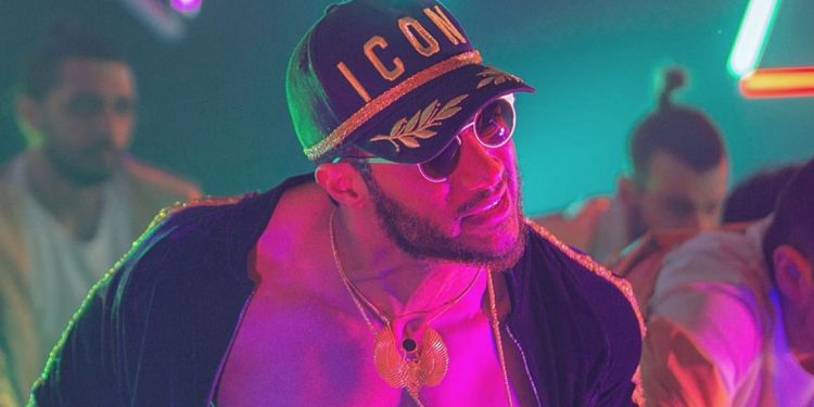 محمد رمضان يُطلق “مصباح علاء الدين”… أكثر من مليون مشاهدة في ساعات