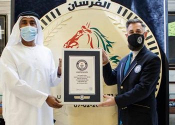 الإمارات تدخل موسوعة “غينيس” بأكبر ميدالية رياضية في العالم