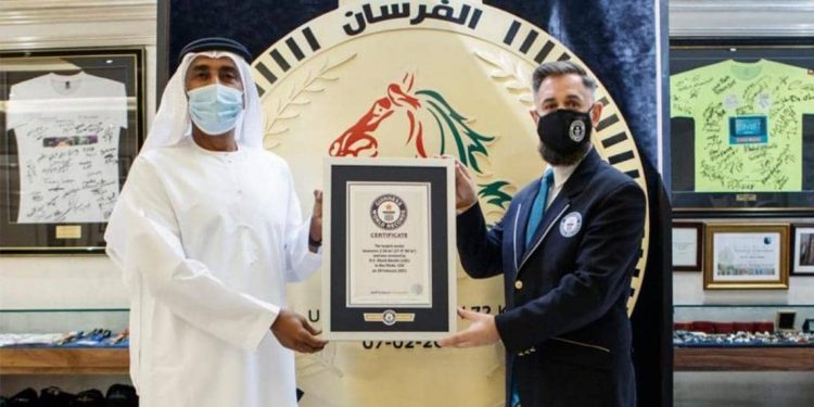 الإمارات تدخل موسوعة "غينيس" بأكبر ميدالية رياضية في العالم 1 الإمارات تدخل موسوعة “غينيس” بأكبر ميدالية رياضية في العالم