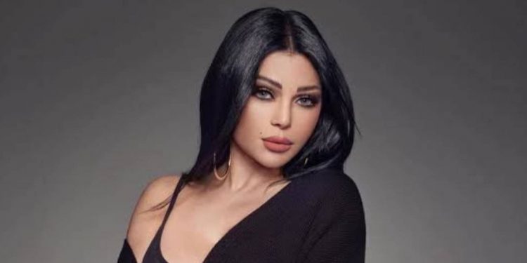 هيفاء وهبي تدخل في حالة بكاء وصراخ هستيرية بعد تورطها في وفاة كريم فهمي 1 هيفاء وهبي تدخل في حالة بكاء وصراخ هستيرية بعد تورطها في وفاة كريم فهمي