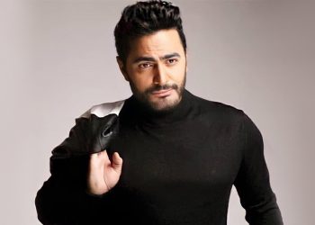 تامر حسني يغني تتر مسلسل “نسل الاغراب”