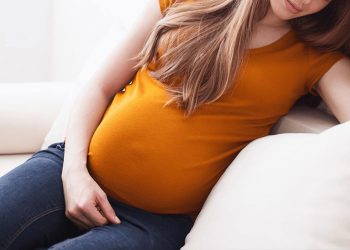 اكتشاف طريقة لمنع انتقال الإيدز من الأم للجنين