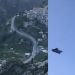 بالفيديو - ثلاثة شبان يطيرون في سماء لبنان بطريقة جنونية 9 بالفيديو – ثلاثة شبان يطيرون في سماء لبنان بطريقة جنونية