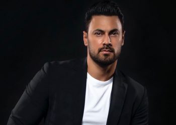 هادي اسود ورحلة #عالقمر بجديده