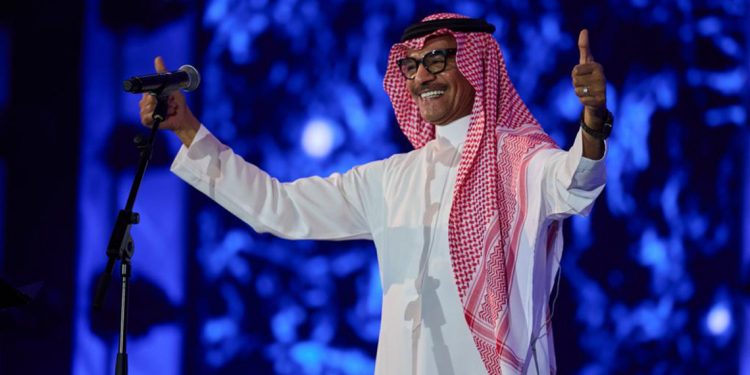 صقر الأغنية الخليجية رابح صقر يحلّق مع جمهور جدّة 1 صقر الأغنية الخليجية رابح صقر يحلّق مع جمهور جدّة
