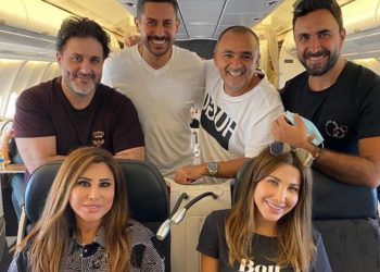 نجوى كرم نانسي عجرم ملحم زين نادر الأتات وصورة لبنان الجميل في طائرة واحدة