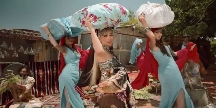 مايا دياب وجولة على مختلف الحضارات في جديدها أهلاً وسهلاً 1 مايا دياب وجولة على مختلف الحضارات في جديدها أهلاً وسهلاً
