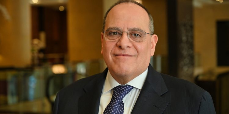 جائزة بإسم المنتج صادق الصبّاح في أيام قرطاج السينمائية ووزارة الثقافة تكرّمه وتثمّن الجائزة