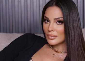 فيديو طريف لنادين نسيب نجيم وهي تكشف سر جمالها يلفت الانظار في مصر