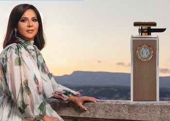 نوال الكويتية تجمع اجمل ذكرياتها بعطر جديد يحمل اسمها
