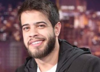 بالفيديو أدهم نابلسي يعلن اعتزال الفن واختيار طريق الإلتزام الديني