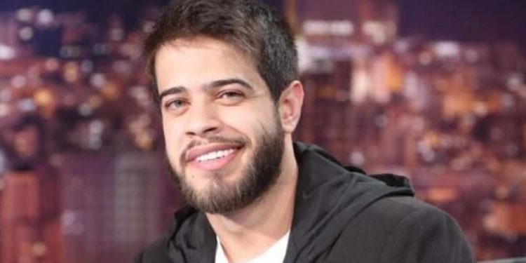 بالفيديو أدهم نابلسي يعلن اعتزال الفن واختيار طريق الإلتزام الديني 1 بالفيديو أدهم نابلسي يعلن اعتزال الفن واختيار طريق الإلتزام الديني