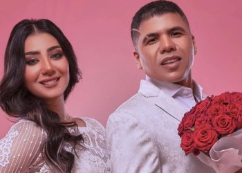 عمر كمال يثير الجدل بصورة خطوبته من شيماء المغربي فما هي الحقيقة