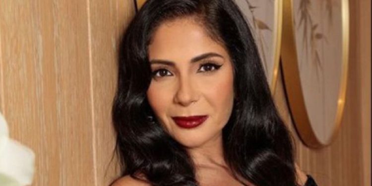 بلاغ للنائب العام المصري ضد منى زكي بتهمة نشر الفسق بفليم اصحاب ولا اعز 1 بلاغ للنائب العام المصري ضد منى زكي بتهمة نشر الفسق بفليم اصحاب ولا اعز