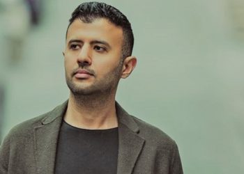 حمزة نمرة يعلن وفاة والده وعدم تمكنه من المشاركة في التشييع لهذا السبب