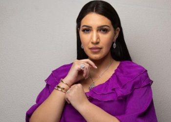 أسماء لمنور نجمة المغرب الوحيدة في اضخم حفلات فبراير الكويت