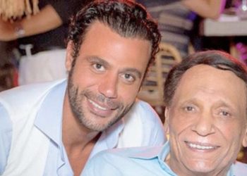 الواد وأبوه يجمع عادل امام بإبنه محمد في صالات السينما
