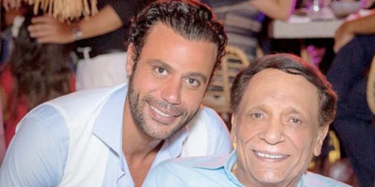 الواد وأبوه يجمع عادل امام بإبنه محمد في صالات السينما 1 الواد وأبوه يجمع عادل امام بإبنه محمد في صالات السينما