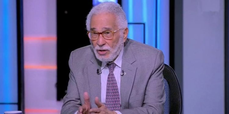 الفنان القدير عبد الرحمن أبو زهرة يدخل العناية المركزة بحالة صحية صعبة 1 الفنان القدير عبد الرحمن أبو زهرة يدخل العناية المركزة بحالة صحية صعبة
