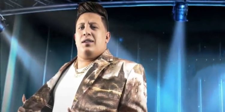 حمو بيكا يتحدى قرار منع الغناء ويصدر جديده أنا مايكل جاكسون عصري