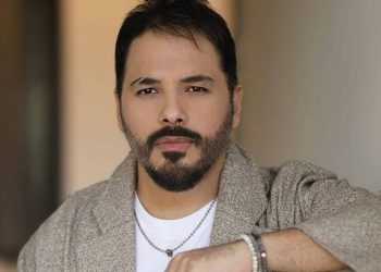 رامي عياش يوزع الأدوية بالمجان في لبنان بخطوة انسانية