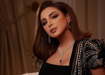 انغام تطرب الجمهور بأمسية من العمر في الكويت