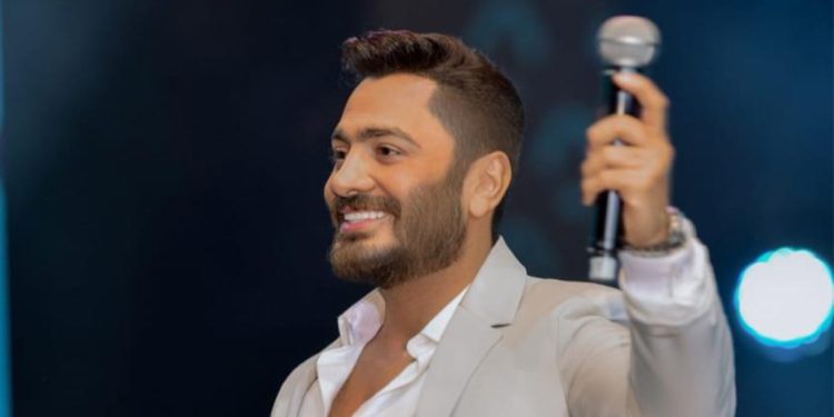 بالفيديو تامر حسني يقتحم حفل زفاف ويفاجئ العروس 1 بالفيديو تامر حسني يقتحم حفل زفاف ويفاجئ العروس
