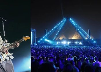 فرقة مارون 5 تطلق جولتها العالمية بعرض تاريخي أمام أهرامات مصر