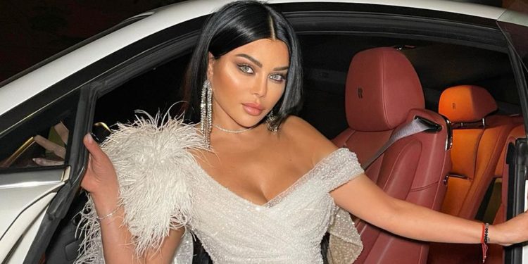 هيفاء وهبي تدخل عالم المنصات بمسلسل جديد 1 هيفاء وهبي تدخل عالم المنصات بمسلسل جديد
